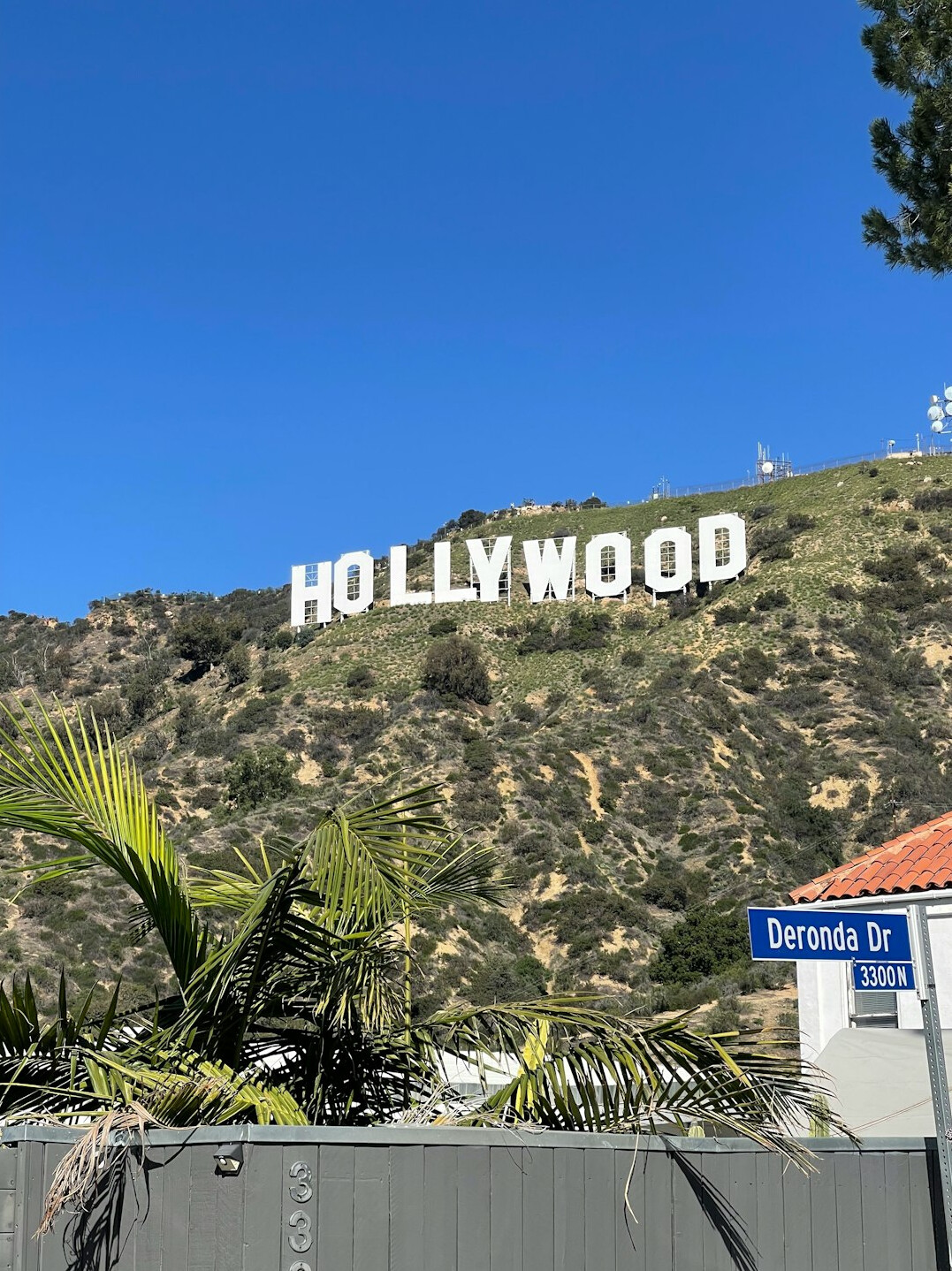 hollywood celebrity villa exterior